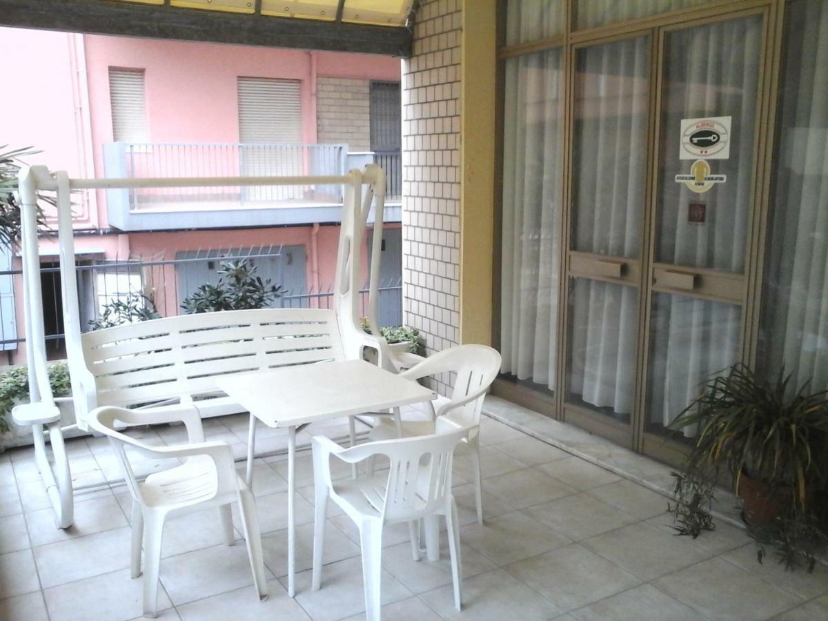 Residence Edera Rimini Exterior foto